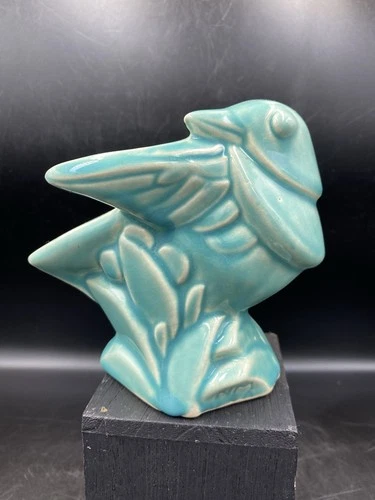 NM Nelson McCoy USA Pottery Green Glaze Backwards Facing Bird Planter