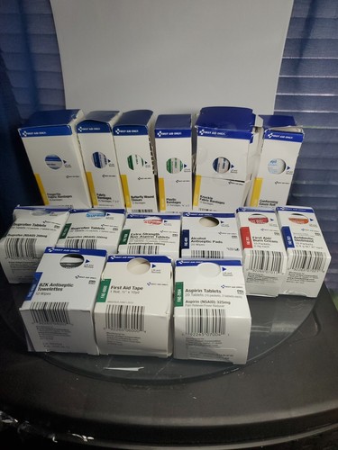 first aid only kit (15 Pieces) check photos for details..