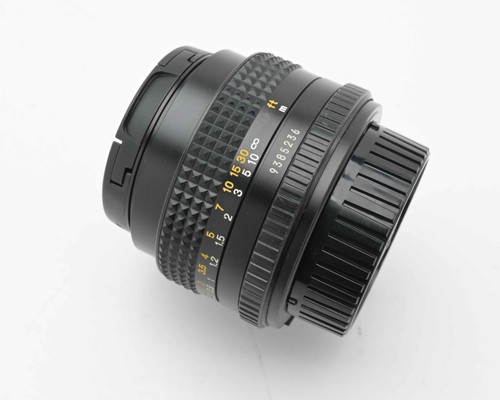 Minolta MD 50mm f/1.7 Prime Lens with Caps (#18111) - Picture 5 of 8