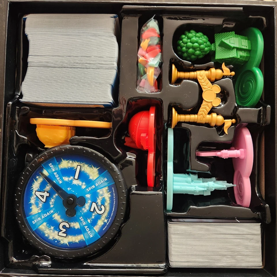 Juego de Trivia The Magical World of Disney 2022 Edición Coleccionista 2000 Preguntas Foto 2 de 4