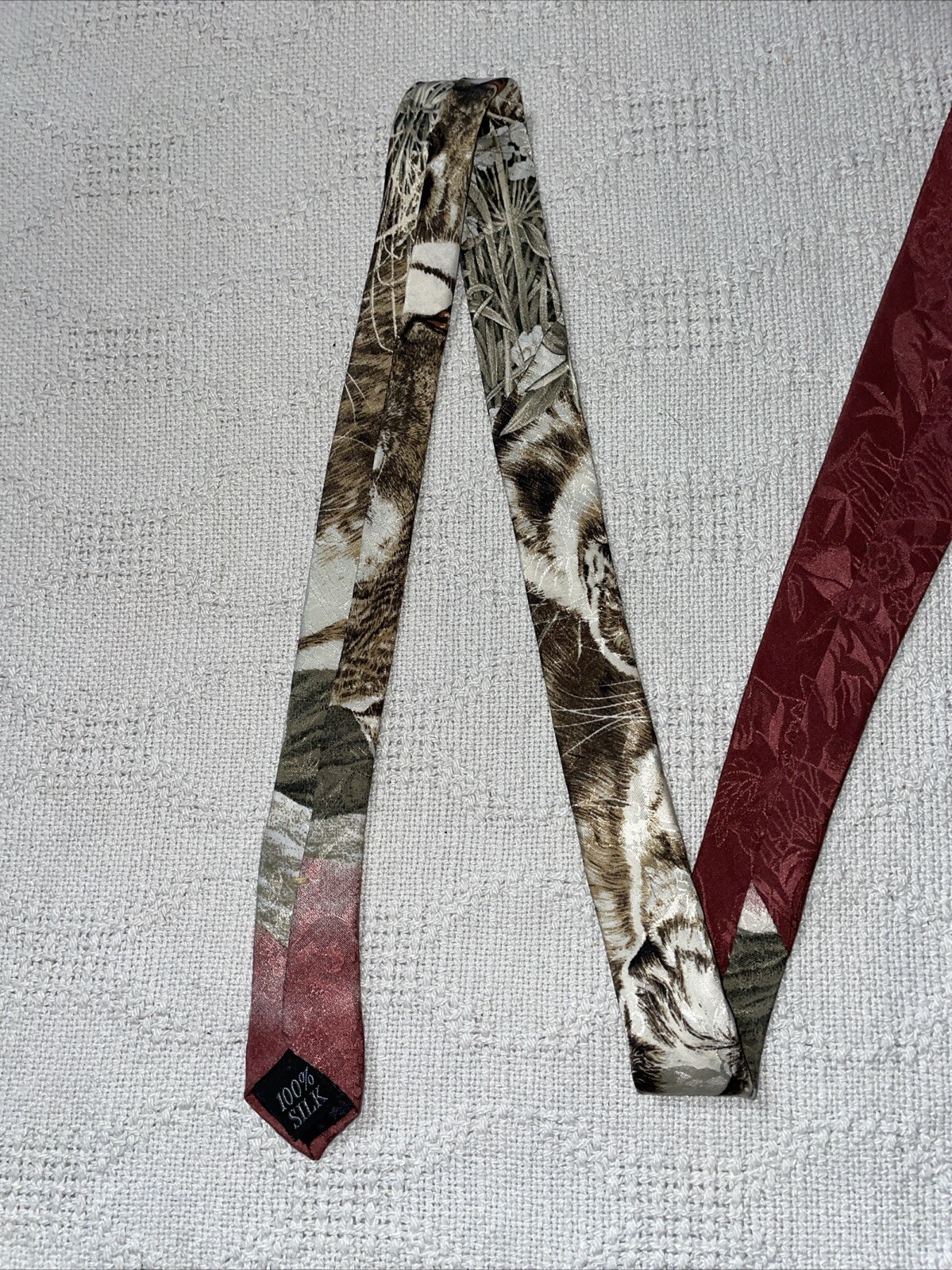 The Greenwich Workshop “Cougars" Dress Tie Mens Size 55” Tan Cougar Motif Party thumbnail 7