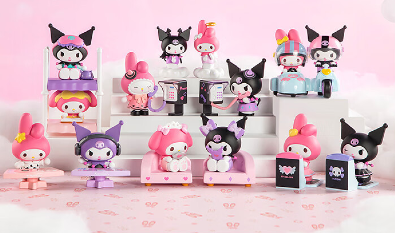 【POP MART】サンリオ クロミ MOLLY Sanrio KUROMI POP MART MEGA SPACE MOLLY Sanrio 400% Kuromi ABS PVC Figure