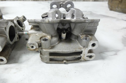 Can-Am Renegade Outlander 800 engine cylinder heads front rear 6613523 - Picture 5 of 12