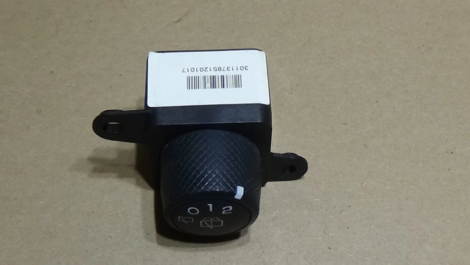 2006-2010 Hummer H3 Rear Wiper Switch - Image 4 of 4