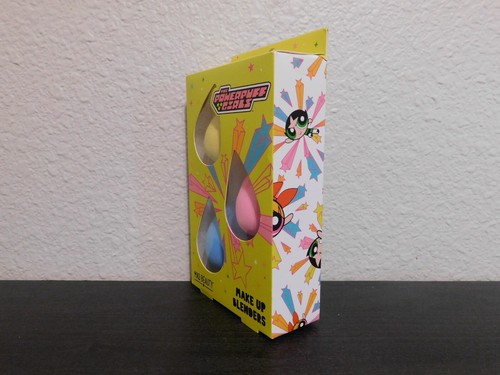 The Powerpuff Girls make up blender 3 piece set by Mad Beauty New in box - Picture 2 of 4