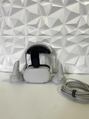 Meta Quest 2 64GB Virtual Real Standalone Viewer Oculus 30 Tage Garantie