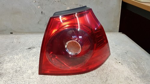 Heckleuchte Rücklicht Hinten Rechts aussen 03-08 Limo VW 1K/1KP/5M/1KM Golf 1.9
