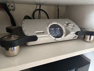 Chord Dave DAC + Auralic Aries G2 + interconnects