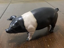 Lefton’s Vintage Porcelain Figurine Saddleback Sussex Sow Hampshire Pig With Tag