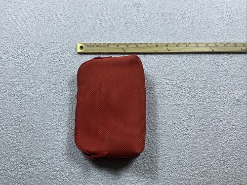 Universal Thread Crossbody Bag - Picture 5 of 6
