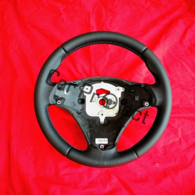 Originelles BMW M Lenkrad E81 E82 E87 E88 E90 E91 E92 E93 1er und 3er.GLATT