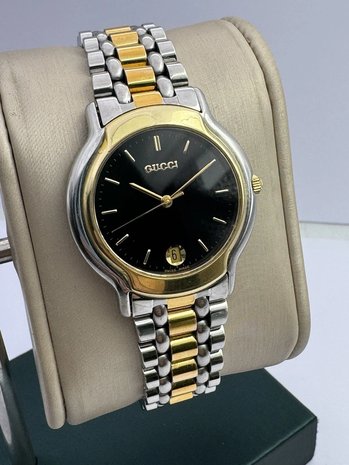 Montre vintage Gucci 8000M quartz unisexe 1990