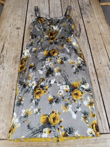 Stunning DOLCE & GABBANA Grey Yellow Daisy Silk Satin Pencil DRESS, 40, UK 8