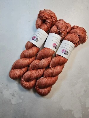 Sw Merino Seide Kaschmir Garn, 4-ply, Griffweise Gewicht, 100 G, Terrakotta - Bild 1 von 4