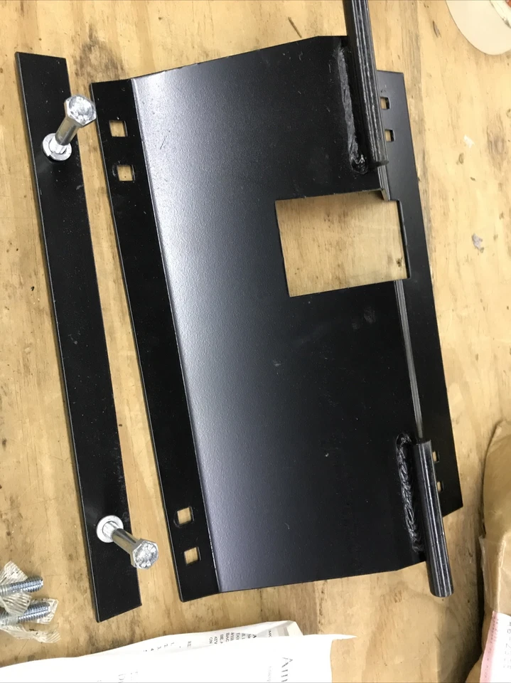 Soporte de placa de montaje de arado Kawasaki 250 Bayou Eagle americano mediados 02-06 hoja de nieve Foto 3 de 4