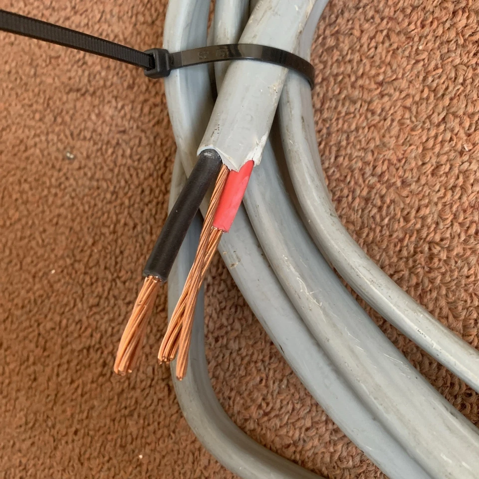 10mm Twin and Earth T&E Electric Cable 4.8 metres Cooker Shower Cable old colour - Image 2 of 4