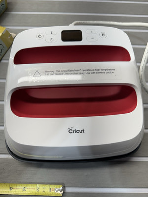 Cricut EasyPress Only 2 Embossing Machine Tested!