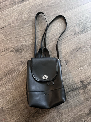 Susu turn lock closure leather backpack | eBay display picture 1