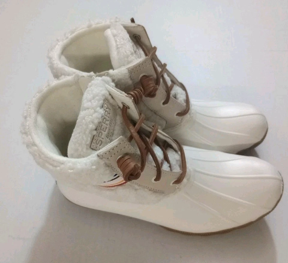 Bota Feminina Saltwate Rainbow Sherpa Duck 7.5 Arco-íris Marfim - Imagem 2 de 4