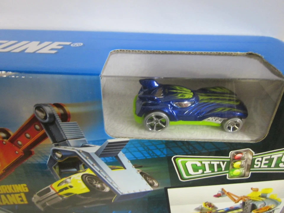 Hot Wheels 2012 grúa de remolque y afinación juego nuevo Foto 2 de 4