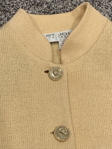 St. John Santana Knit Size 4 blazer cardigan Yellow With gold Buttons high neck - Picture 2 of 7