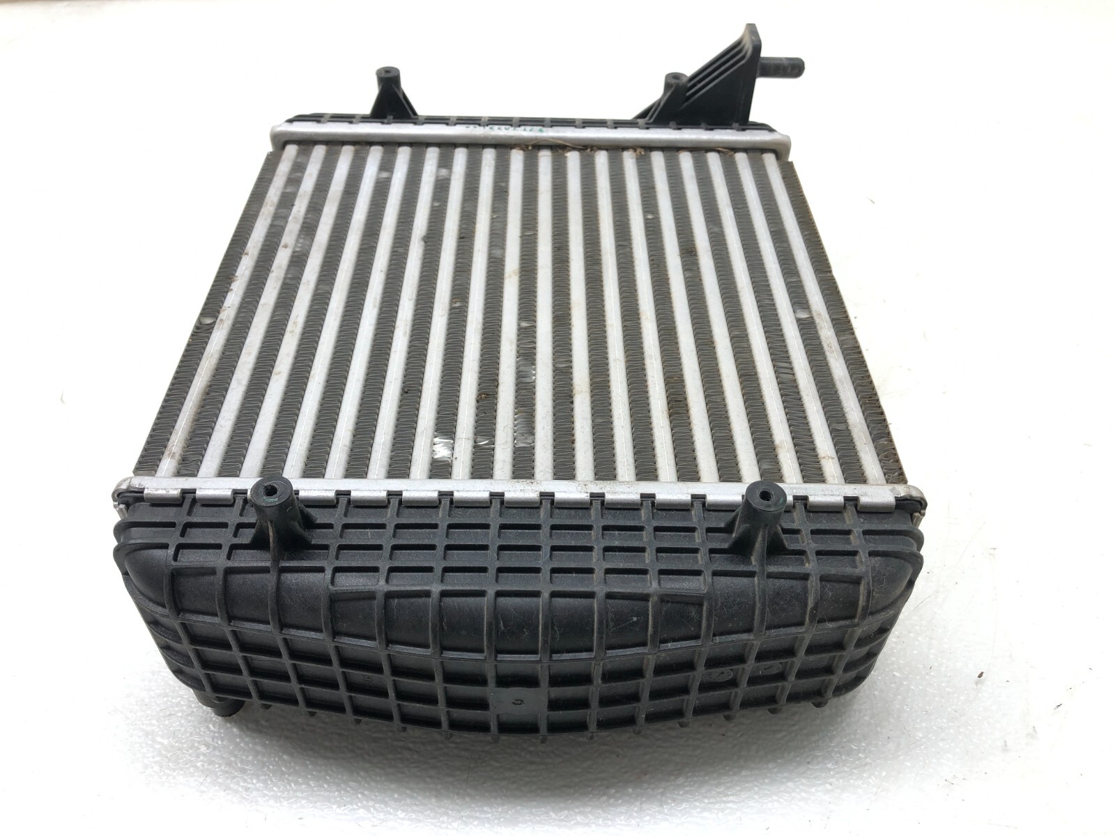 2014-2019 MASERATI GHIBLI S RIGHT PASSENGER FRONT RADIATOR INTERCOOLER OEM