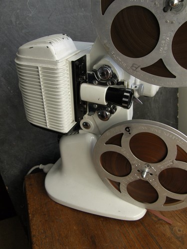 Vintage OREGON CIRSE 8mm Film Projector. Man Cave Collector Etc..awesome - Picture 4 of 10