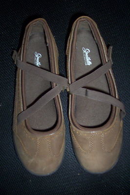 EUC SKECHERS ''CABELA'' SLIP ON LEATHER SHOES-brown-6m