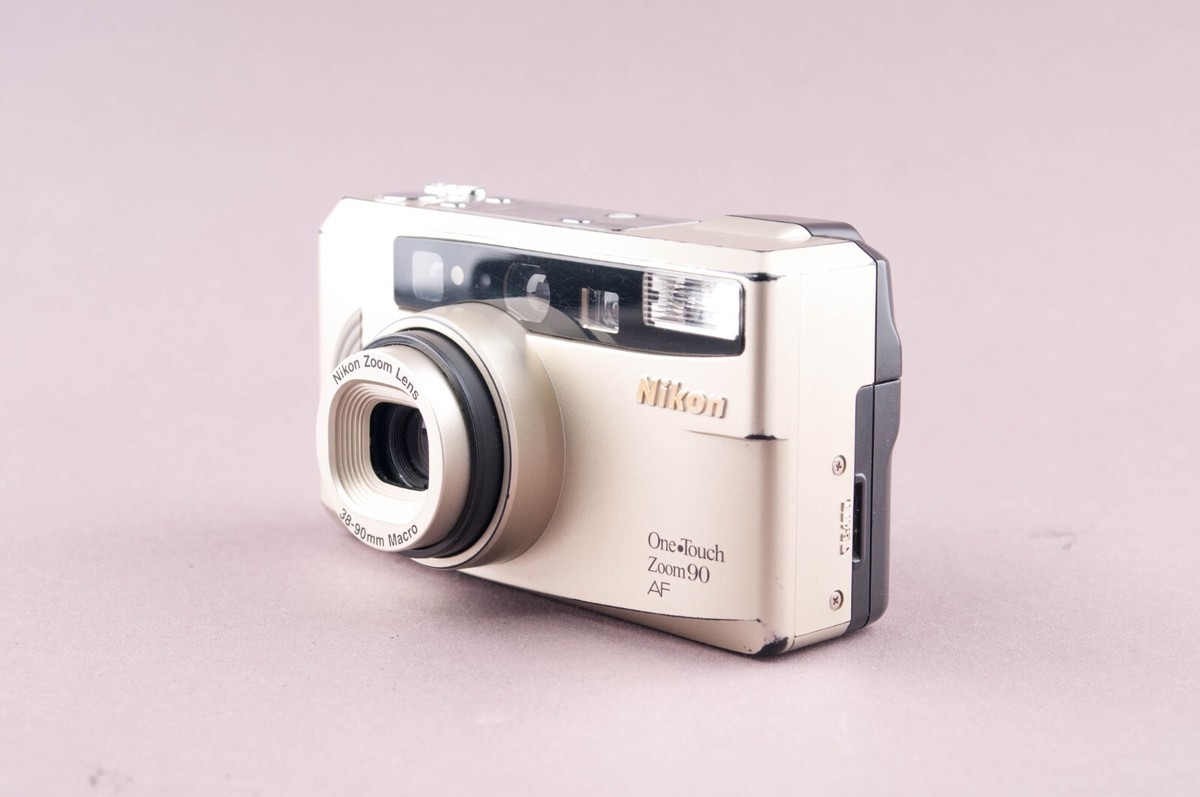 超美品　ニコン　Lite Touch ZOOM　130 ED　フィルムカメラ Nikon Lite Touch Zoom 130 ED Panorama 35mm Point & Shoot