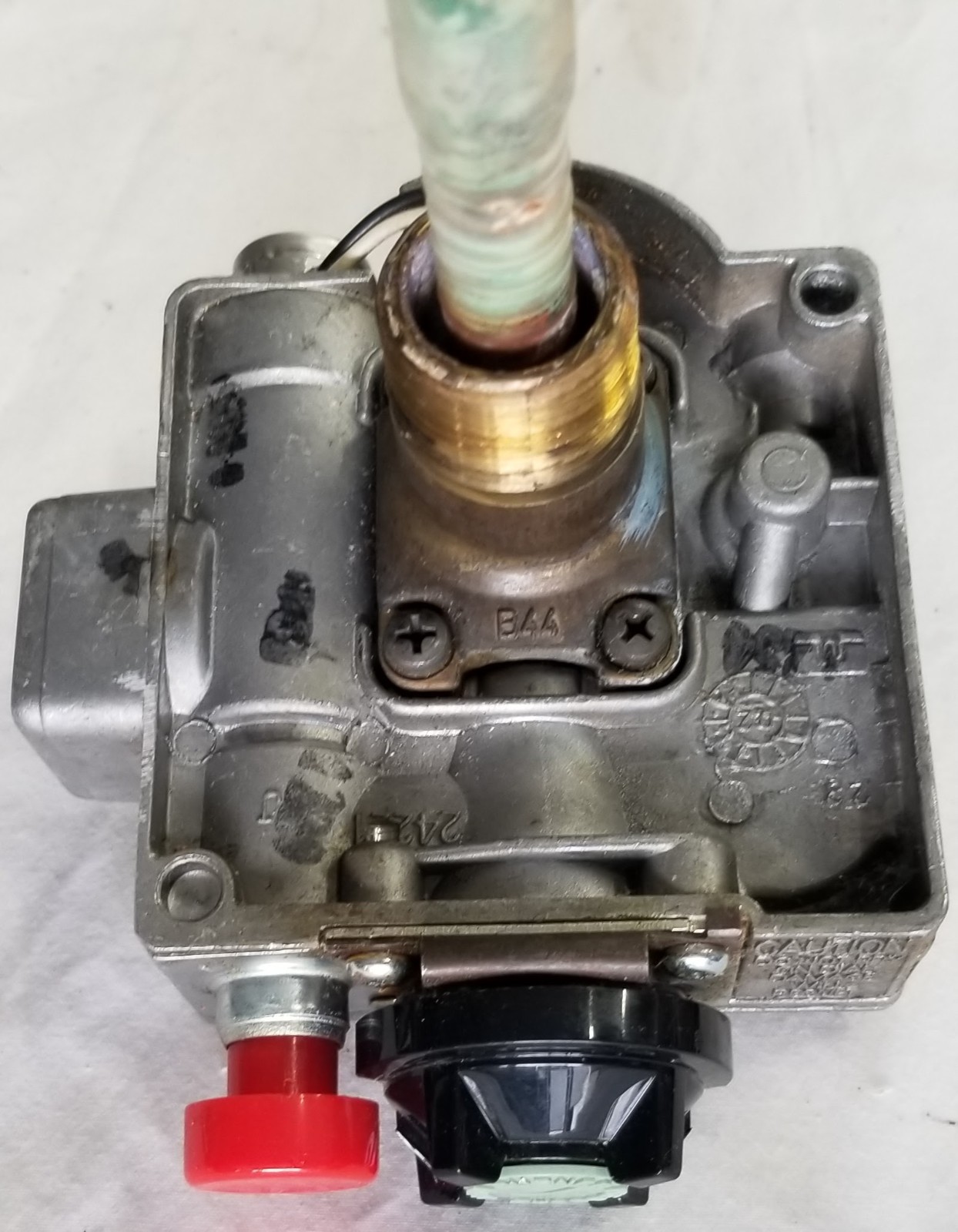 Robertshaw Unitrol 66-178-335 Hot Water Heater Gas Valve R110RTSP Works Perfect!