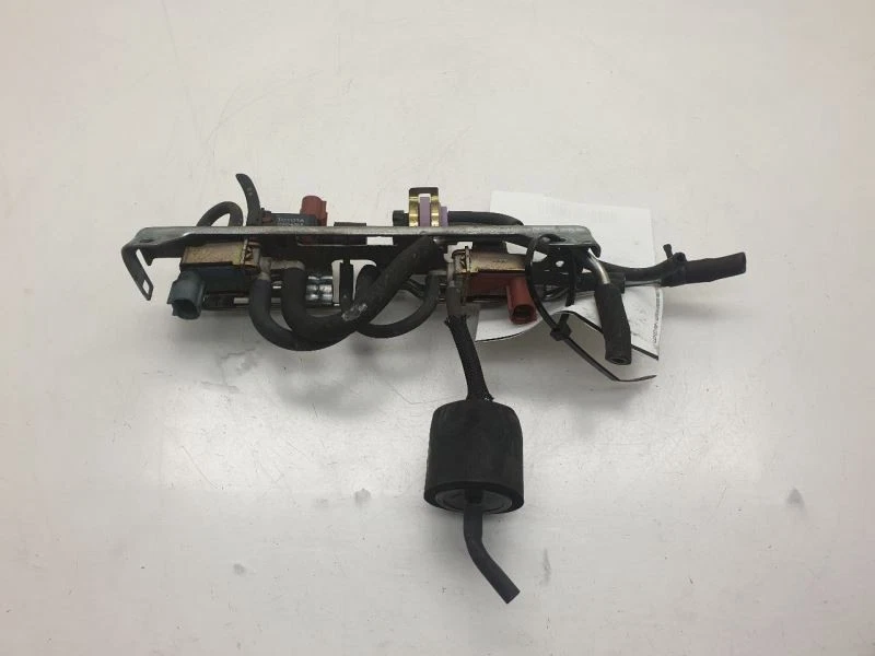 Juego de válvulas de control de emisiones Toyota Avalon 98 99 25701-20061 Foto 4 de 4