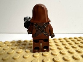 LEGO Star Wars Jawa Straps Minifigure w/ Blaster &ndash; Fits 75059 75097 75136