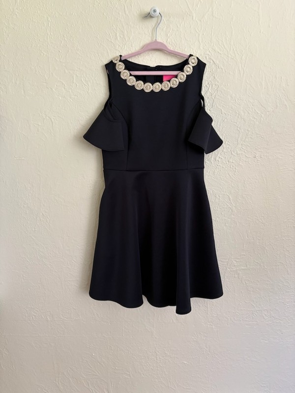 NWT Lilly Pulitzer Girls Open Shoulder Dress Gold trim Size 12