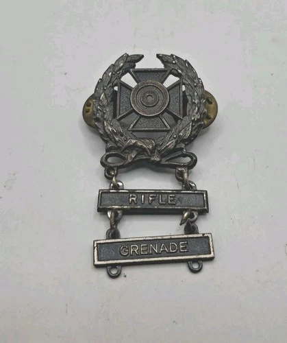 Vintage WW2 Sterling Silver Military Army Marksmanship Pin W/Rifle Grenade Badge