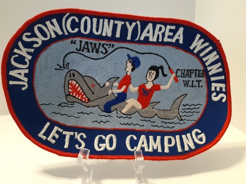 Winnebago internationale Reisende WIT Jackson County Gebiet Winnies Kiefer Aufnäher - Bild 1 von 3