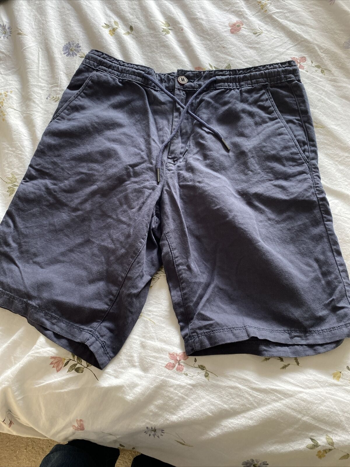 Picture 1 of 5
