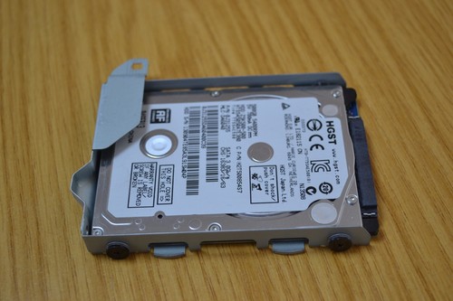 PS4 500GB HGST 2,5" 5400 U/min Interne Festplatte mit Caddy