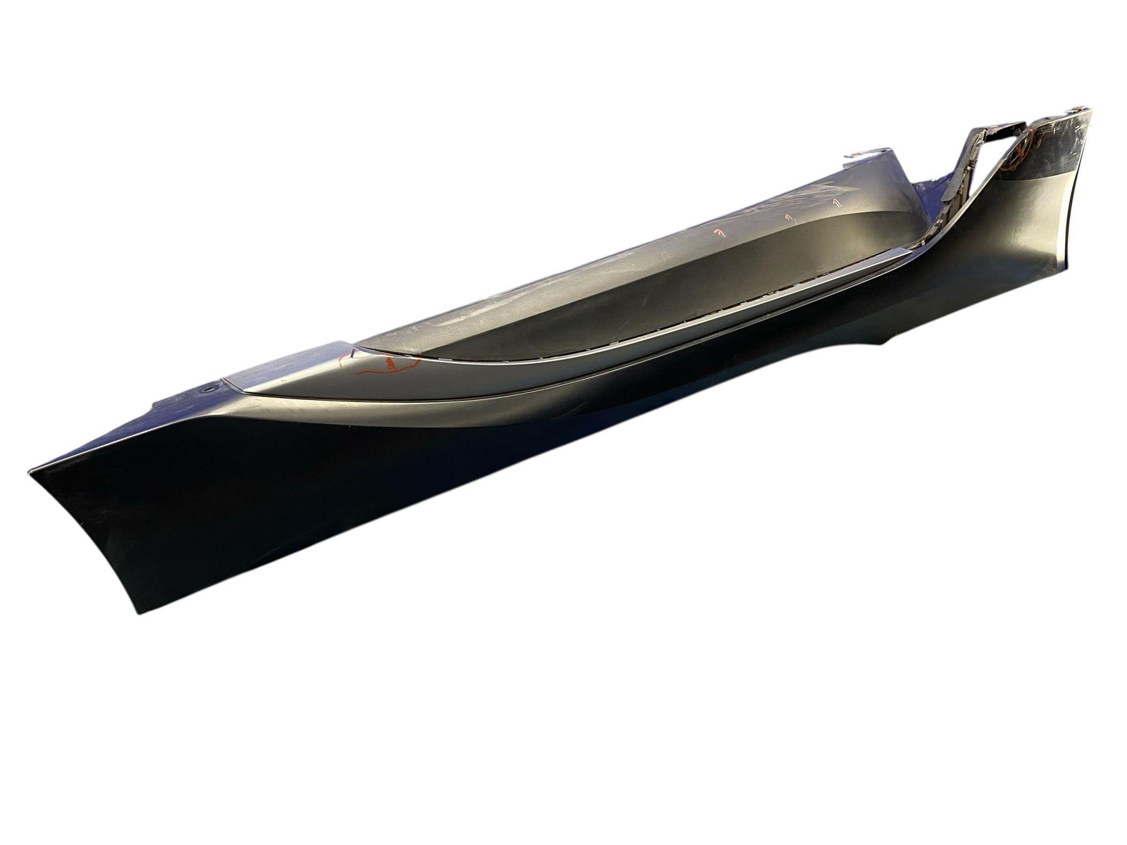 2014-2020 BMW I8 RIGHT SIDE SKIRT ROCKER PANEL MOULDING (U91) *TEAR* OEM
