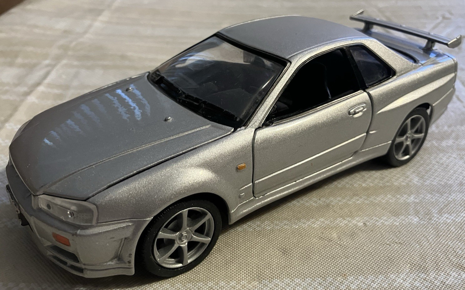 Nissan Skyline GT-R 1999 Silver 1/24 Diecast
