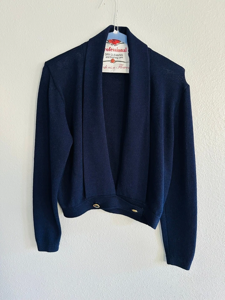 Suéter tejido recortado azul marino St John 8 Preppy Coastal GrandmaCore Foto 2 de 4