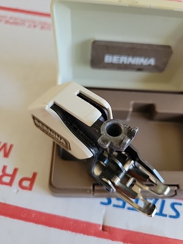 Genuine Bernina KL 1130 Walking Foot Old Style Vintage In Case - Picture 5 of 9