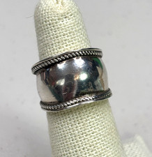 Sterling Silver 925 Marked Curved Dome Ring 4.45 Grams Size 5