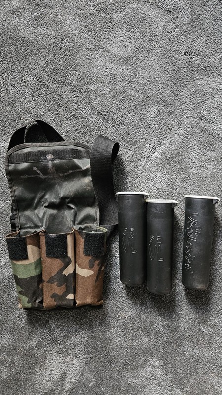 VL PAINTBALL HAULER Three 100 COUNT TUBES, WITH WEB BELT  woodland Used