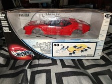 Hot Wheels DeTomaso Pantera Assembly Kit 1/18 Scale DieCast #56614 box Damage