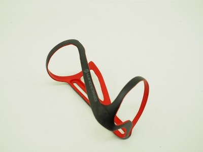 Blackburn Clutch Carbon Right Side-Entry Cycling Water Bottle Cage Red/Black