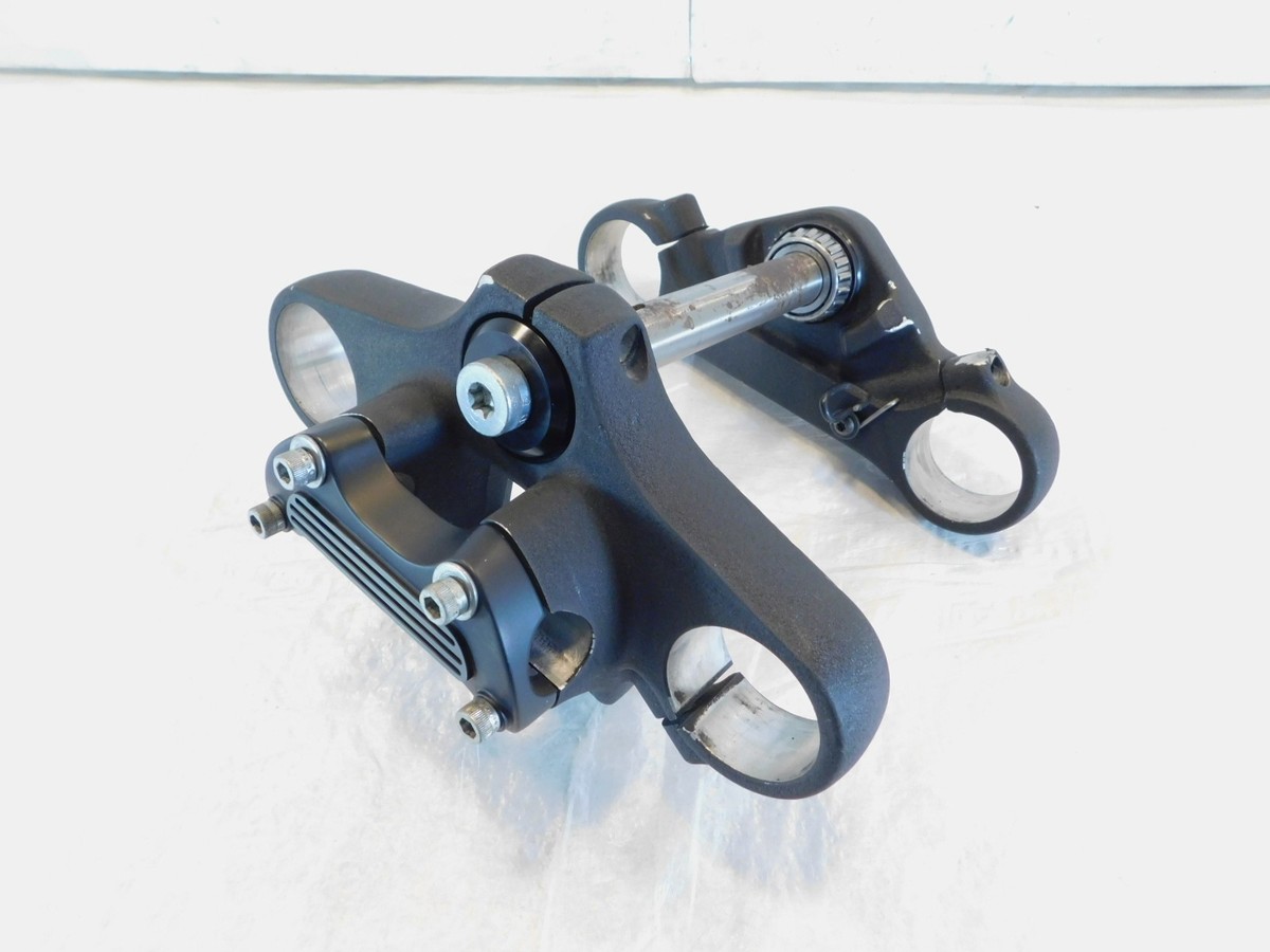 Harley Davidson Sportster XR1200X Front Fork Steering Triple Tree