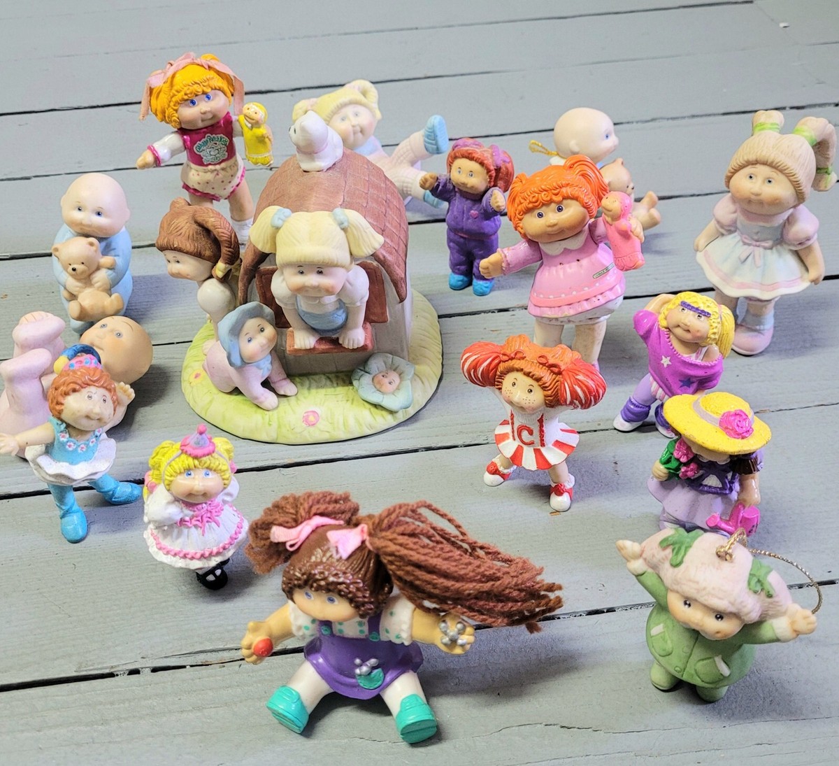 Cabbage Patch Dolls Collector 16 Piece Ceramic & Rubber Collection