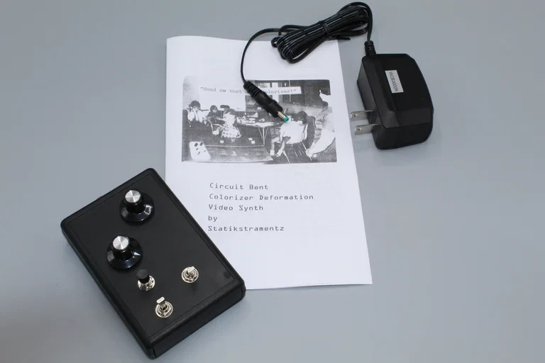 Circuit Bent Colorizer Deformation Lo Fi Video Glitch Synth + RCA Cables - Image 2 of 4