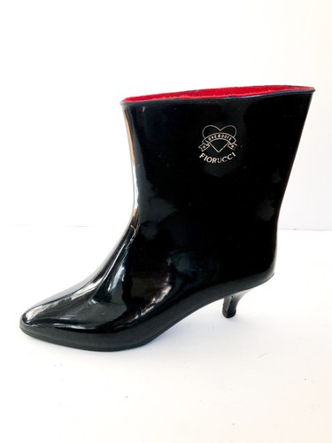 Fiorucci vintage love boots kitten heel 