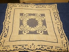 Centro quadrato lino,filo bianco a intaglio e filet  cm. 69x71 (19) Doily B32 °